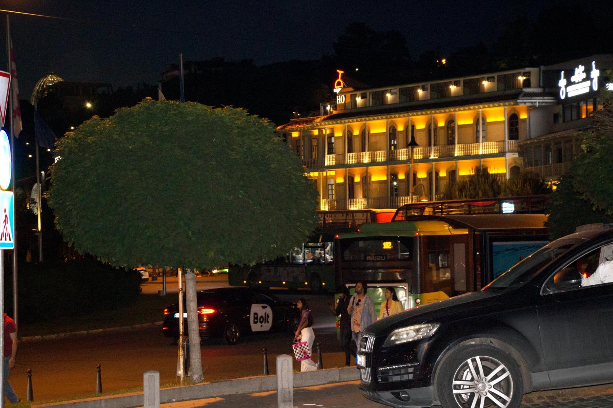 Hotel Rikhe Monika Tbilisi Exterior foto