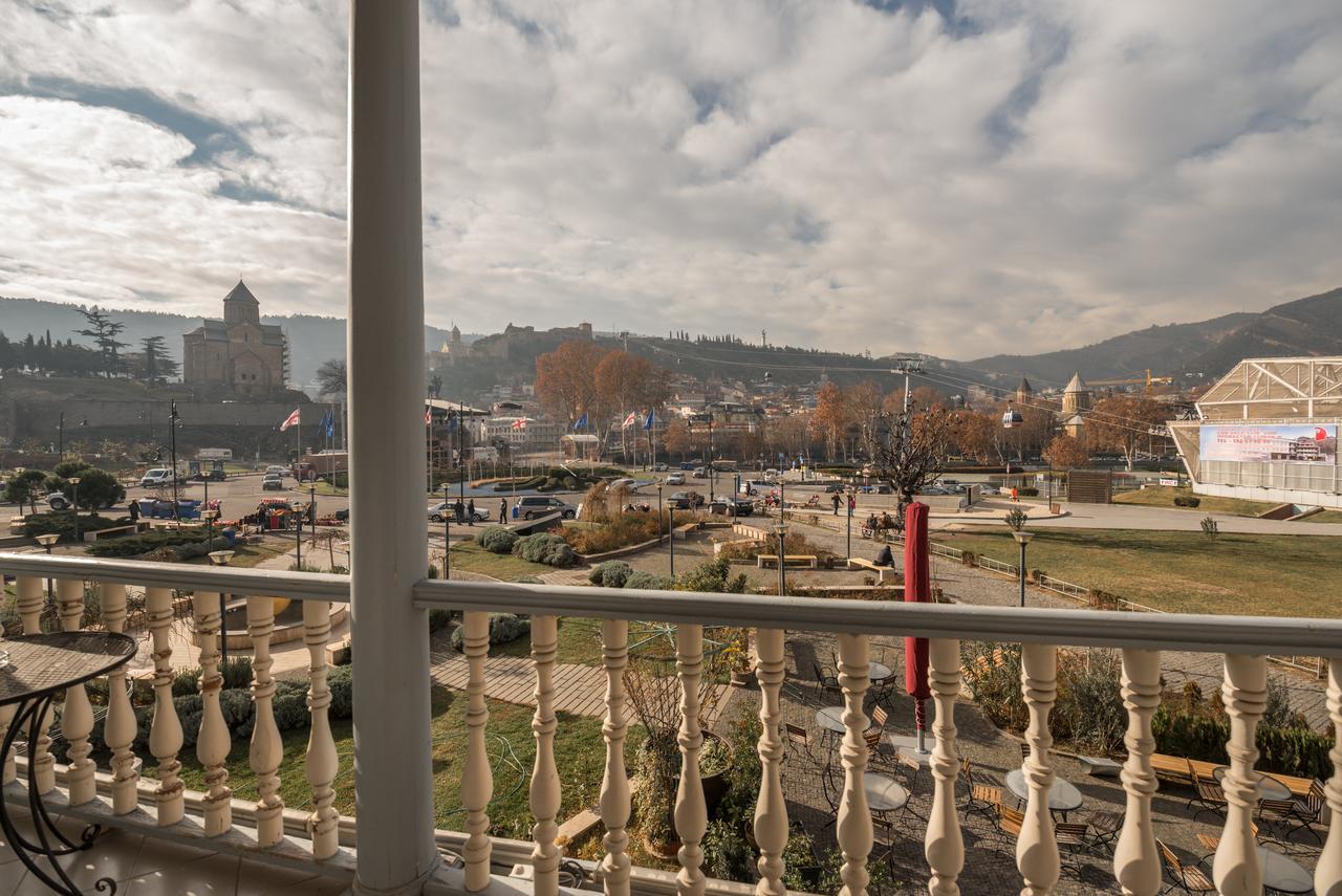 Hotel Rikhe Monika Tbilisi Exterior foto