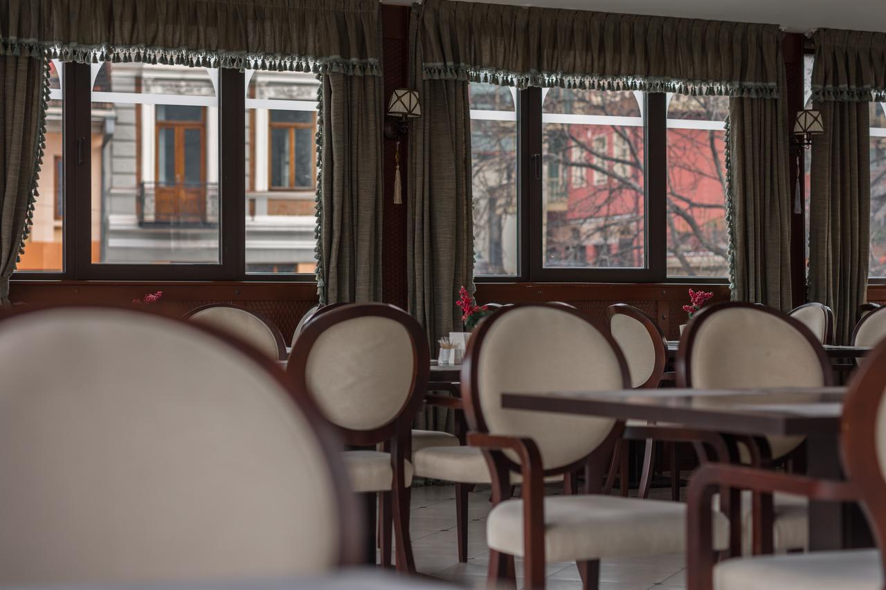 Hotel Rikhe Monika Tbilisi Exterior foto