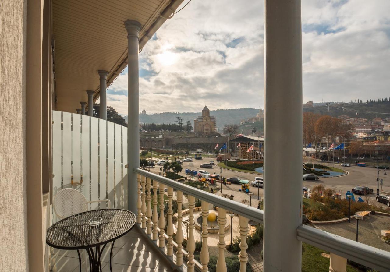 Hotel Rikhe Monika Tbilisi Exterior foto