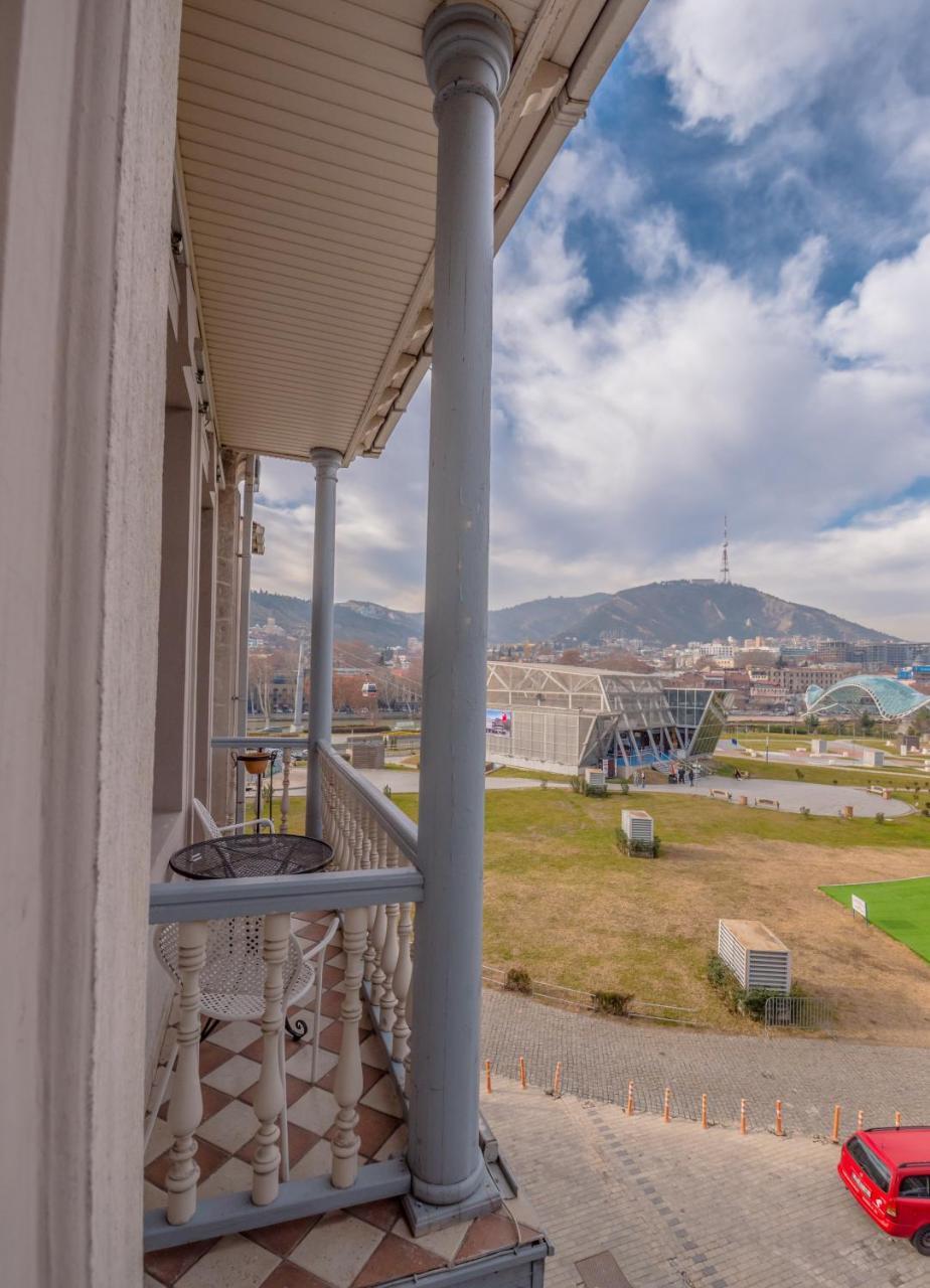 Hotel Rikhe Monika Tbilisi Exterior foto